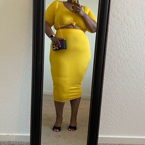 Plus 2 piece yellow skirt set
